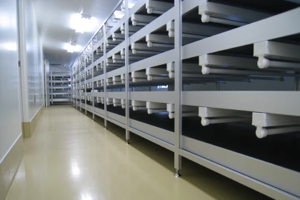 植物栽培装置のフレーム