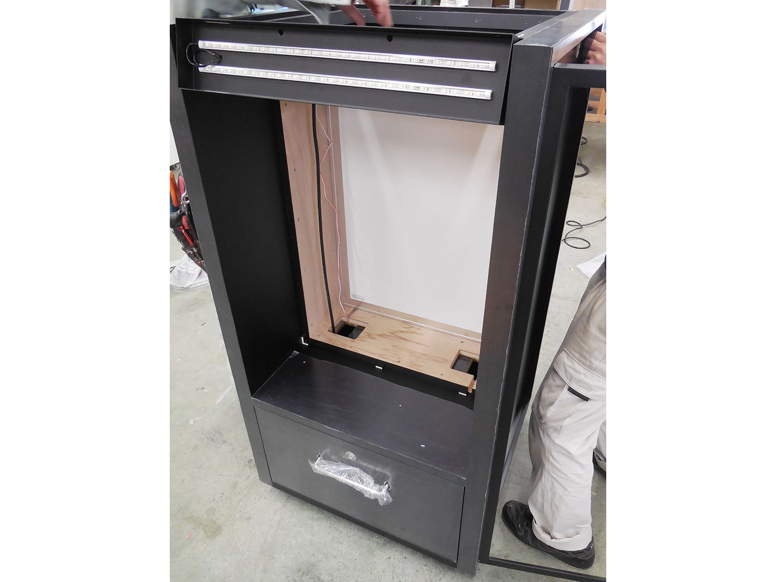 サングラス陳列什器画像②