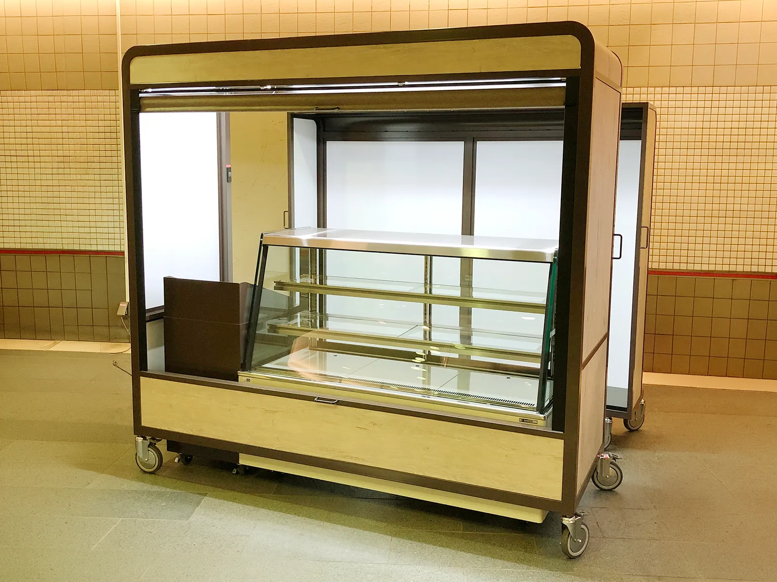 駅構内販売用ワゴン什器